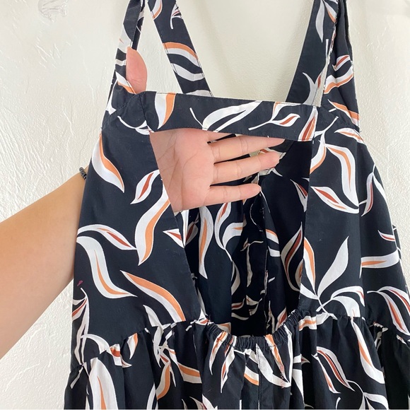 Anthropologie Hei Hei Size XS Black & White Floral Button Detailing Midi Romper - Picture 6 of 7